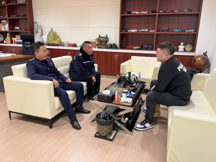 走访企业