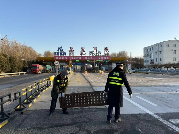 迅速做出反应 迅速做出反应