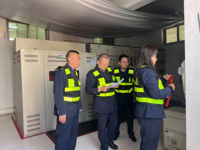 3.7秦北站安全小组安全检查
