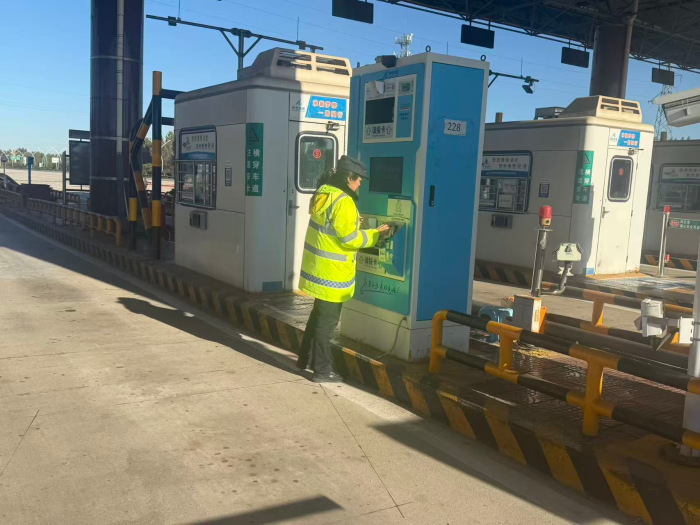 1893D4640BFFE8BB04D278554ABA397A