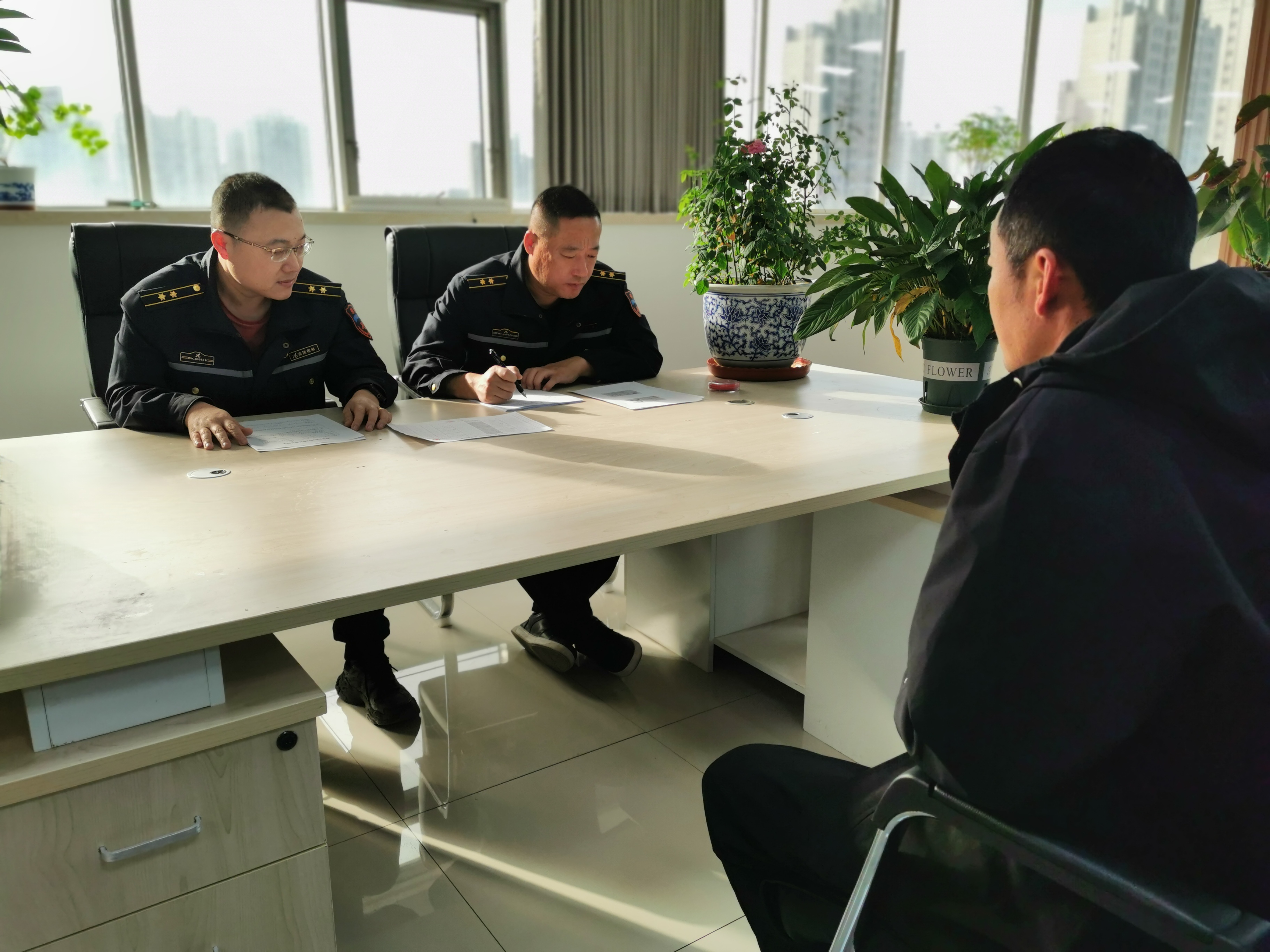 警企高效联动，治理逃费要案——京秦分公司持续筑牢收费“防护网”