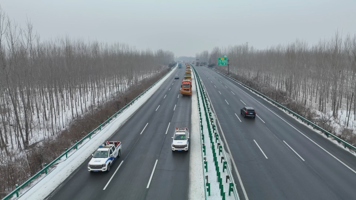 2025.12.12全力迎战今冬首场降雪