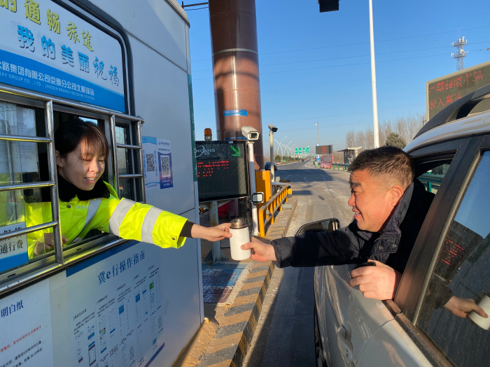 193F4800522C19117BBF61A8CE01AD82