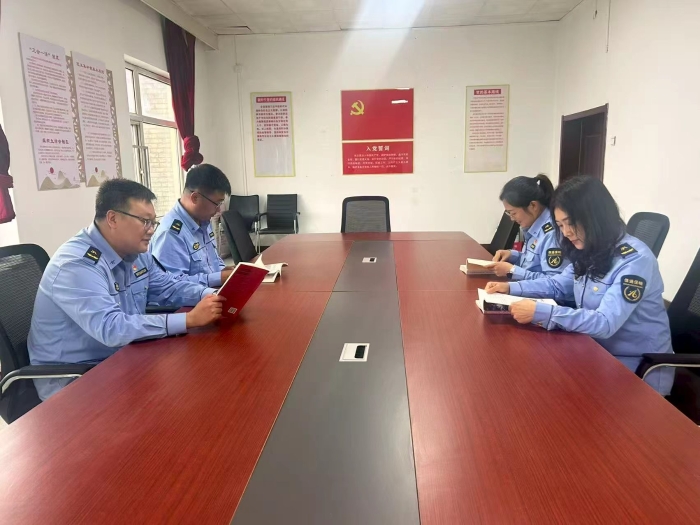 2026.5.22书香润初心 保畅担使命—迁安保通保畅应急大队开展“书香交通”主题阅读活动