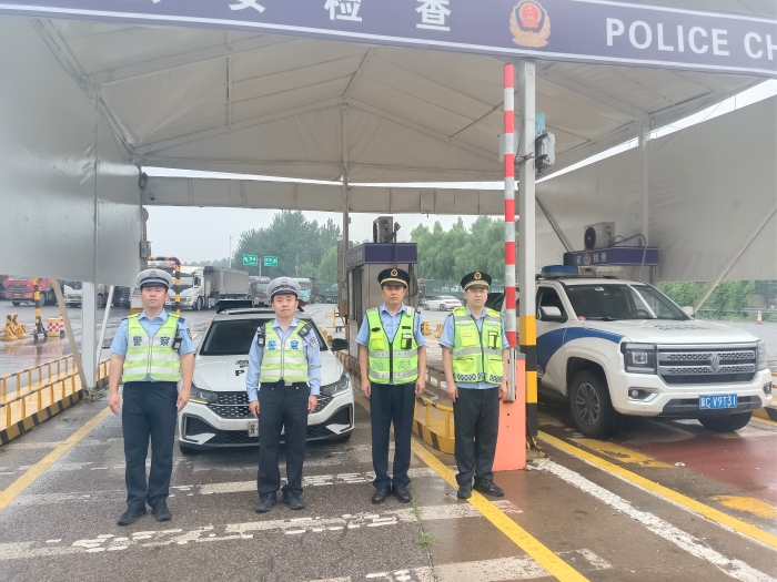 2026.6.22路警联动聚合力 节前排查除隐患——京秦分公司迁安保通保畅应急大队圆满完成端午假期道路保畅工作2