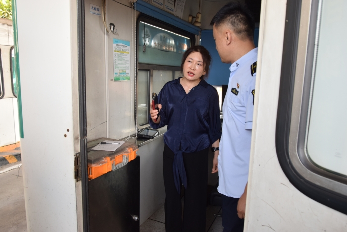 9.3刘书记检查2